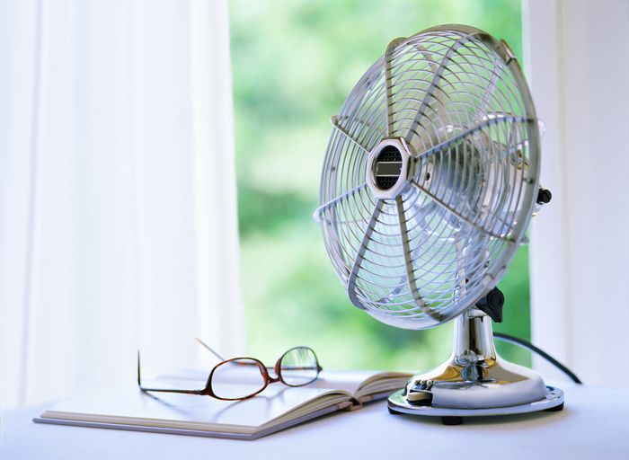 5 Tips to Avoid Hot Sleepless Nights on Your Simmons Mattress This Summer